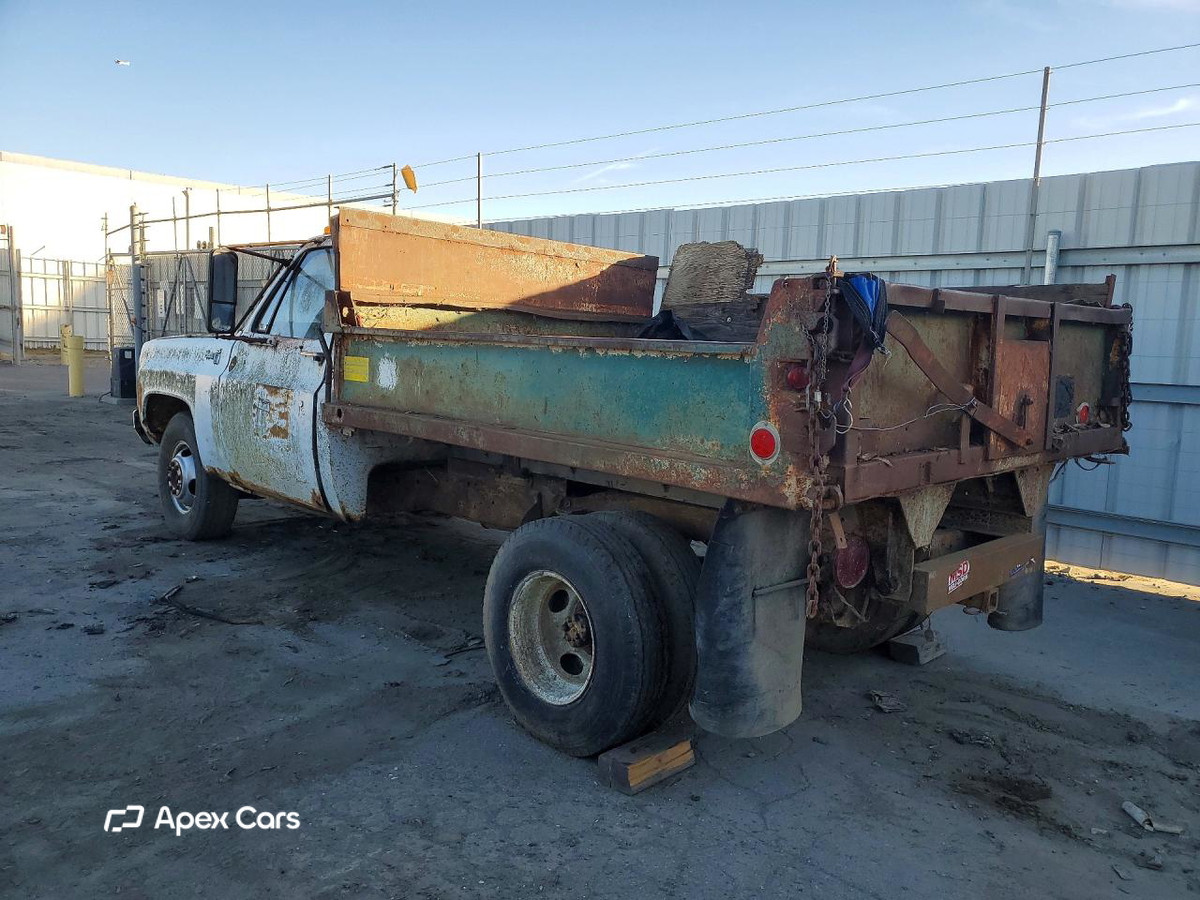 GMC  1975