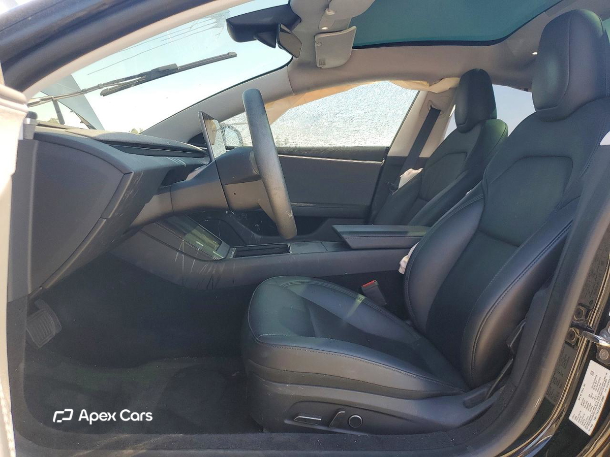 Tesla Model 3 2024