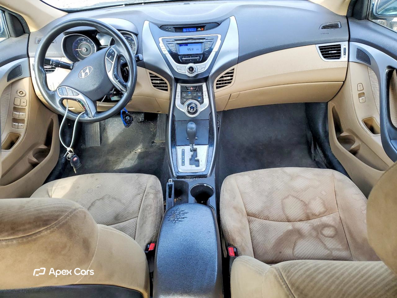 Hyundai Elantra 2012