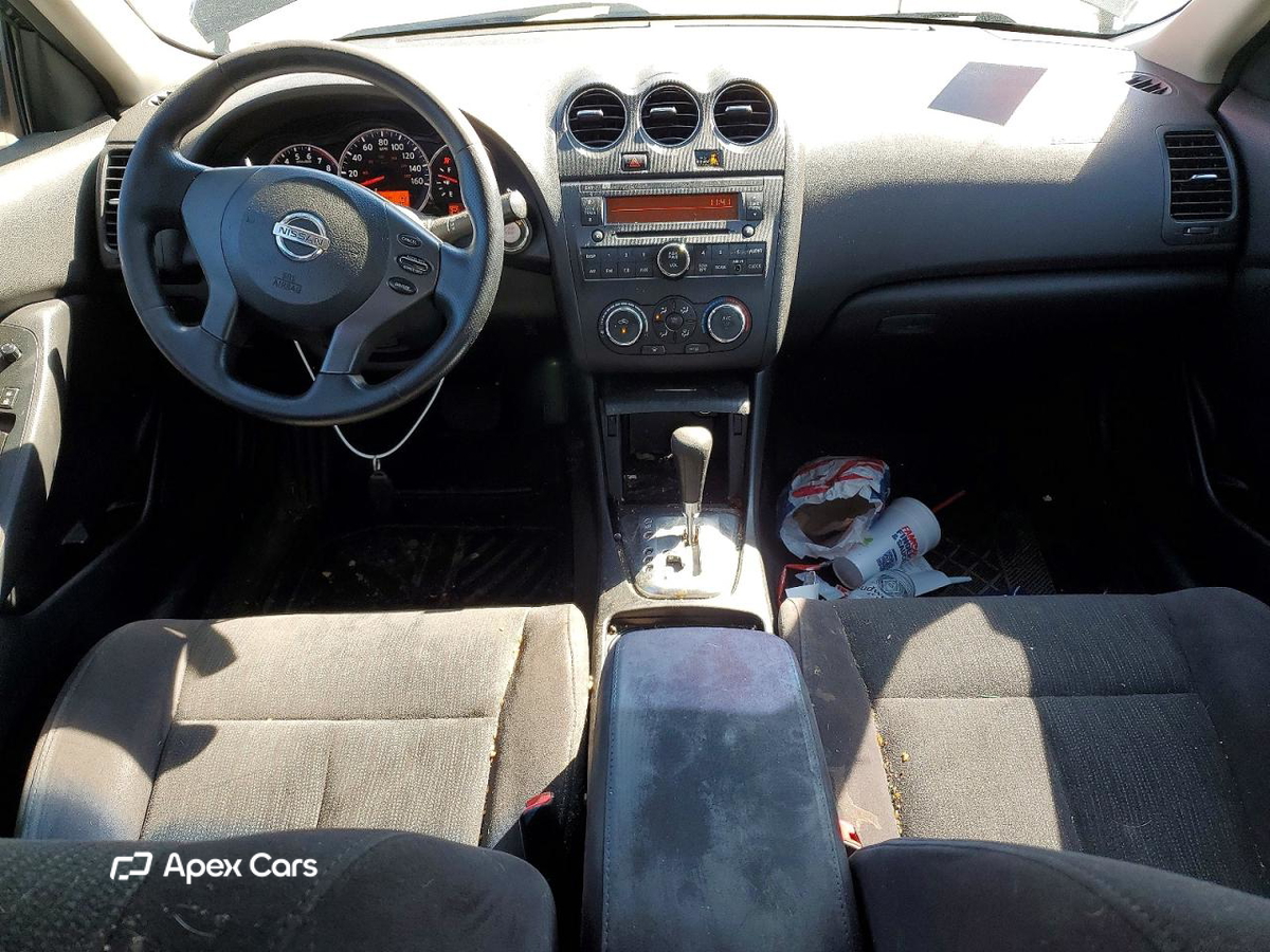 Nissan Altima 2012