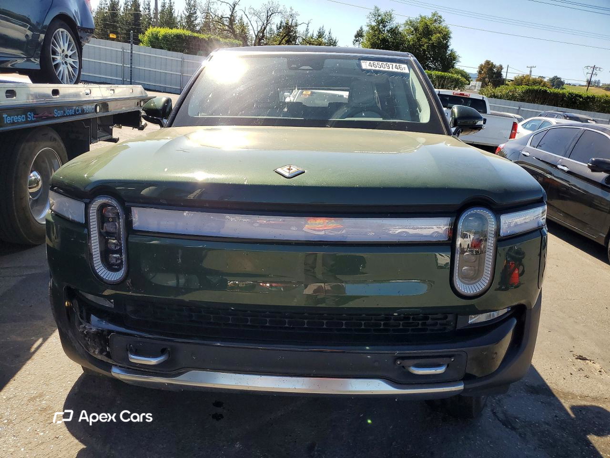 Rivian R1S 2023
