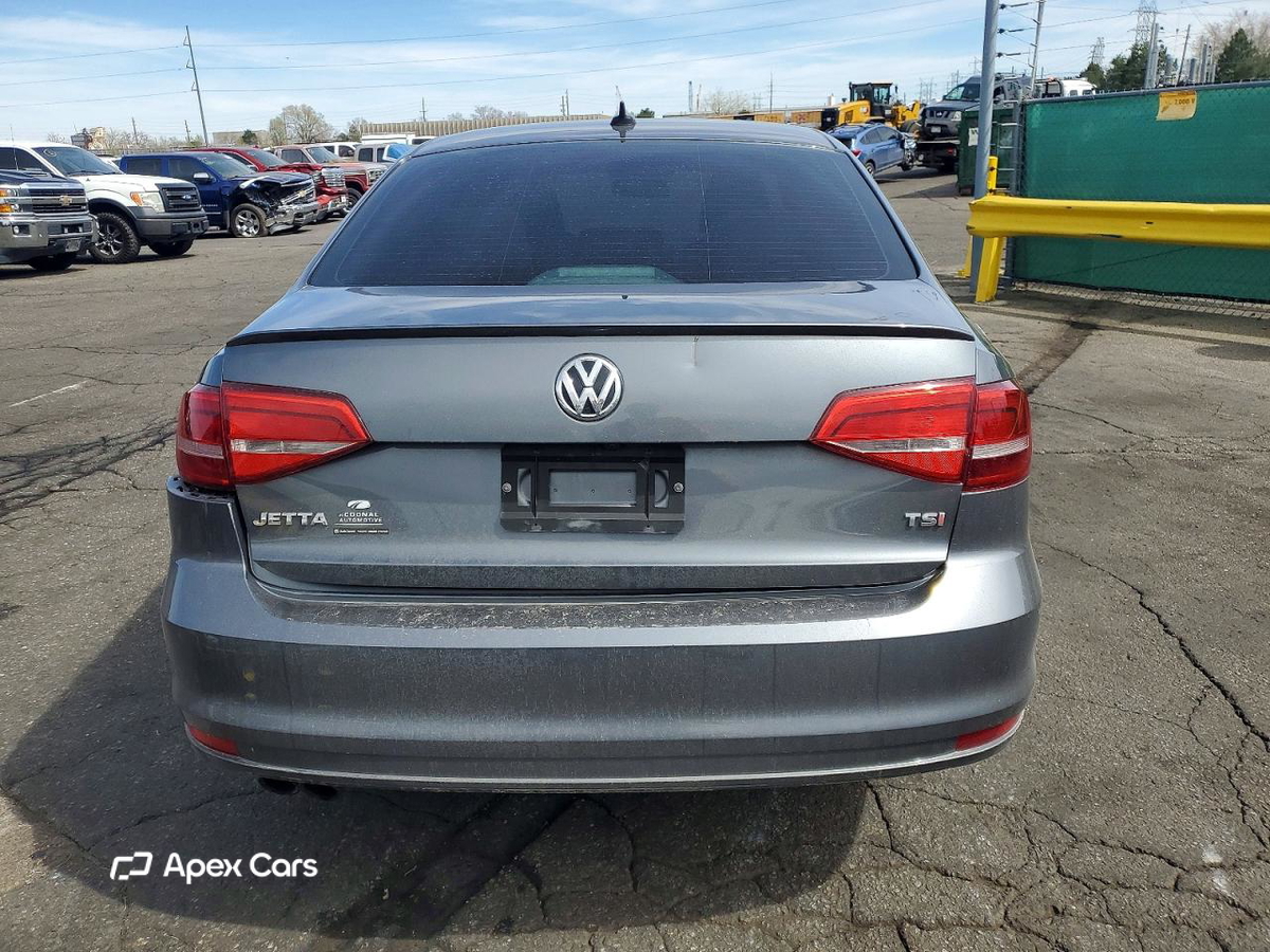 Volkswagen Jetta 2015