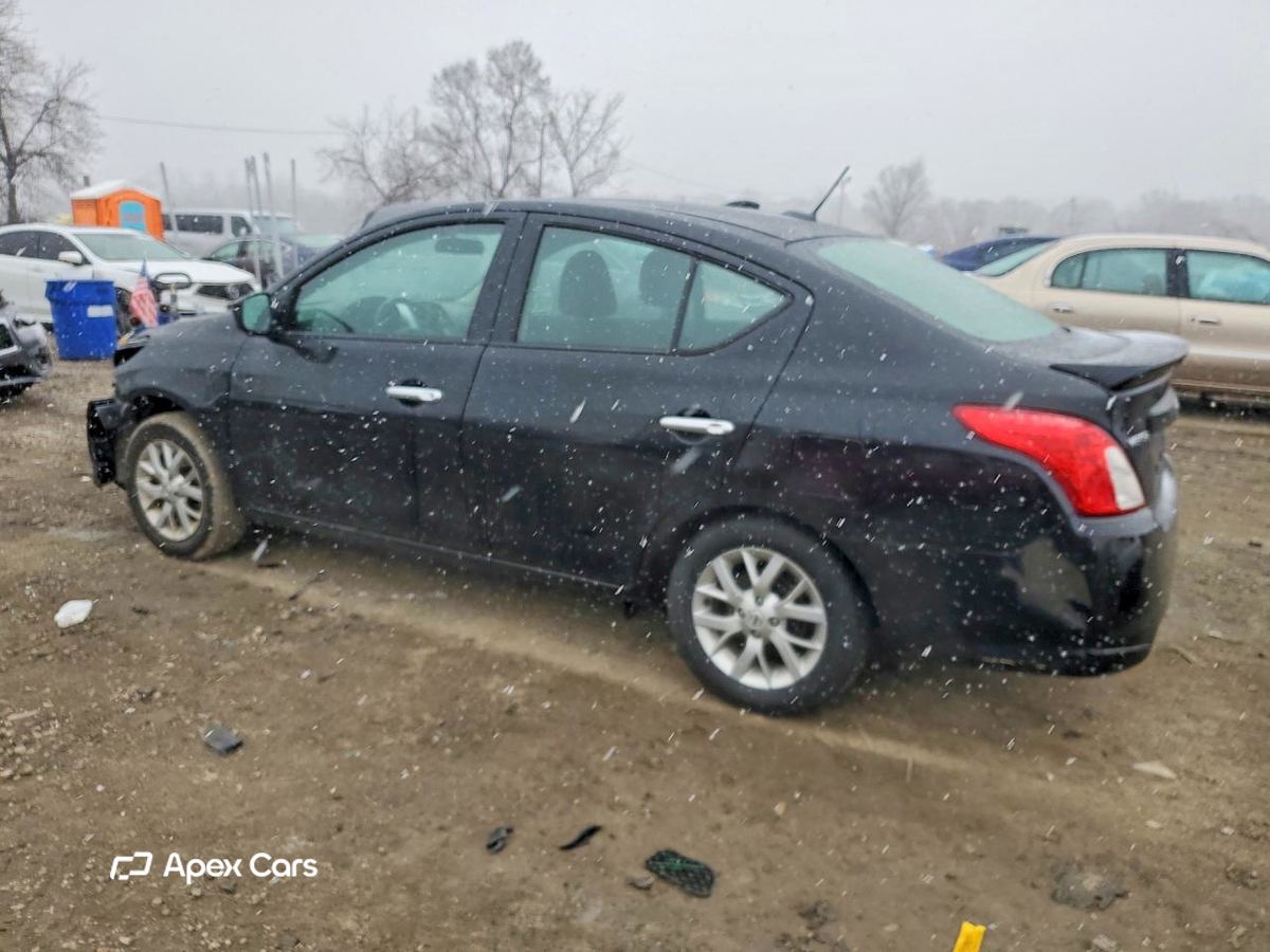Nissan Versa 2018