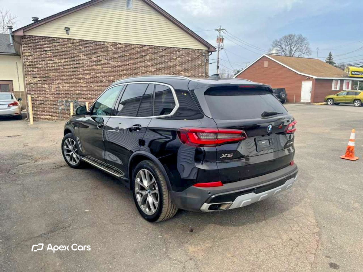 BMW X5 2023