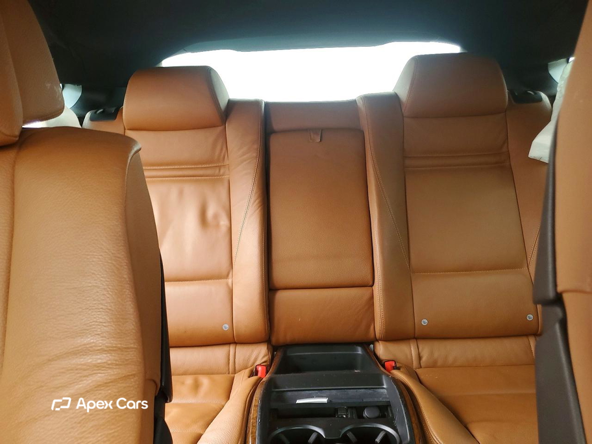 BMW X6 2011