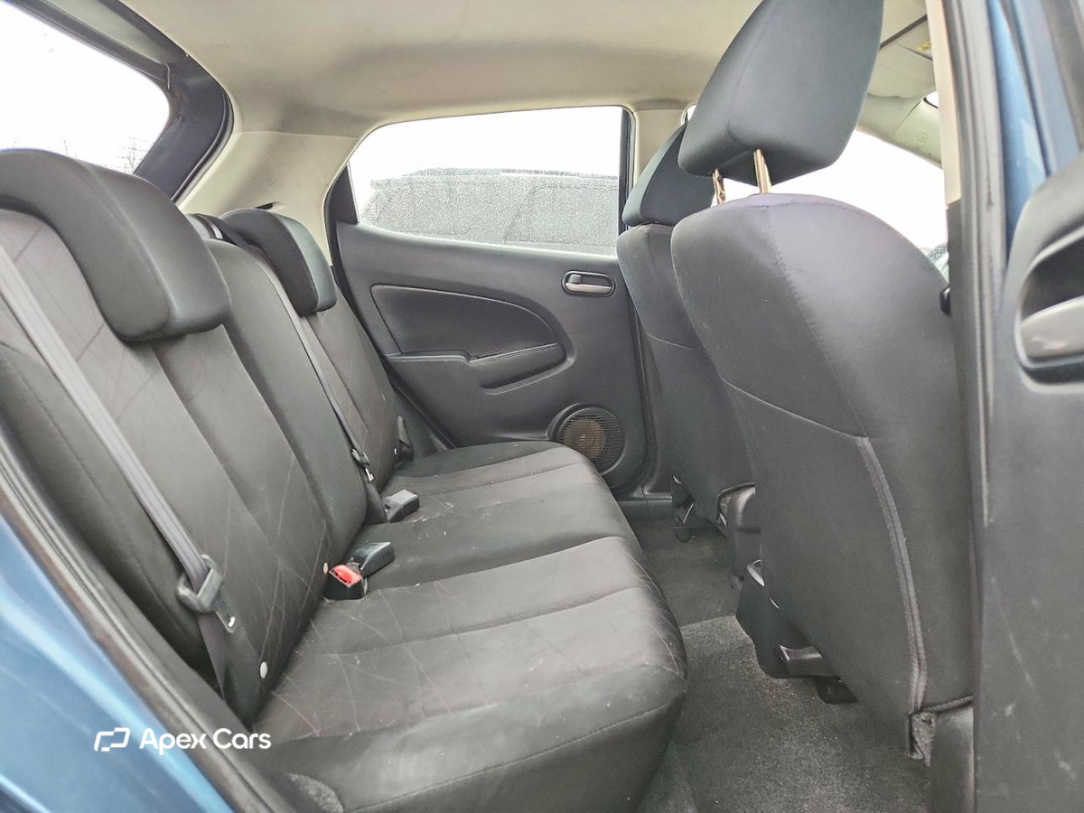 Mazda 2 2014