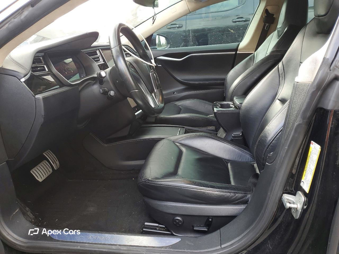 Tesla Model S 2016