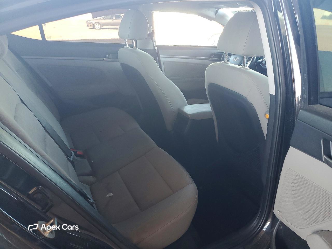 Hyundai Elantra 2018