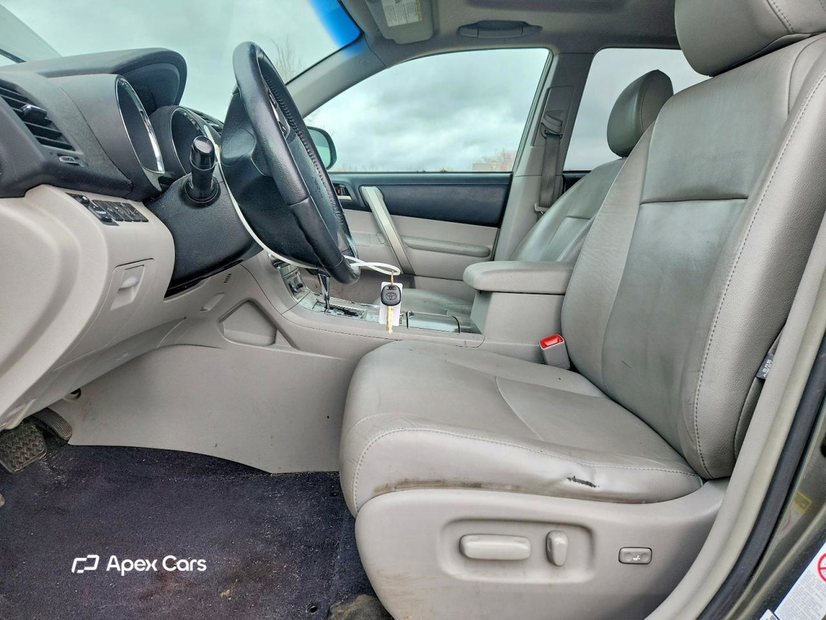 Toyota Highlander 2012