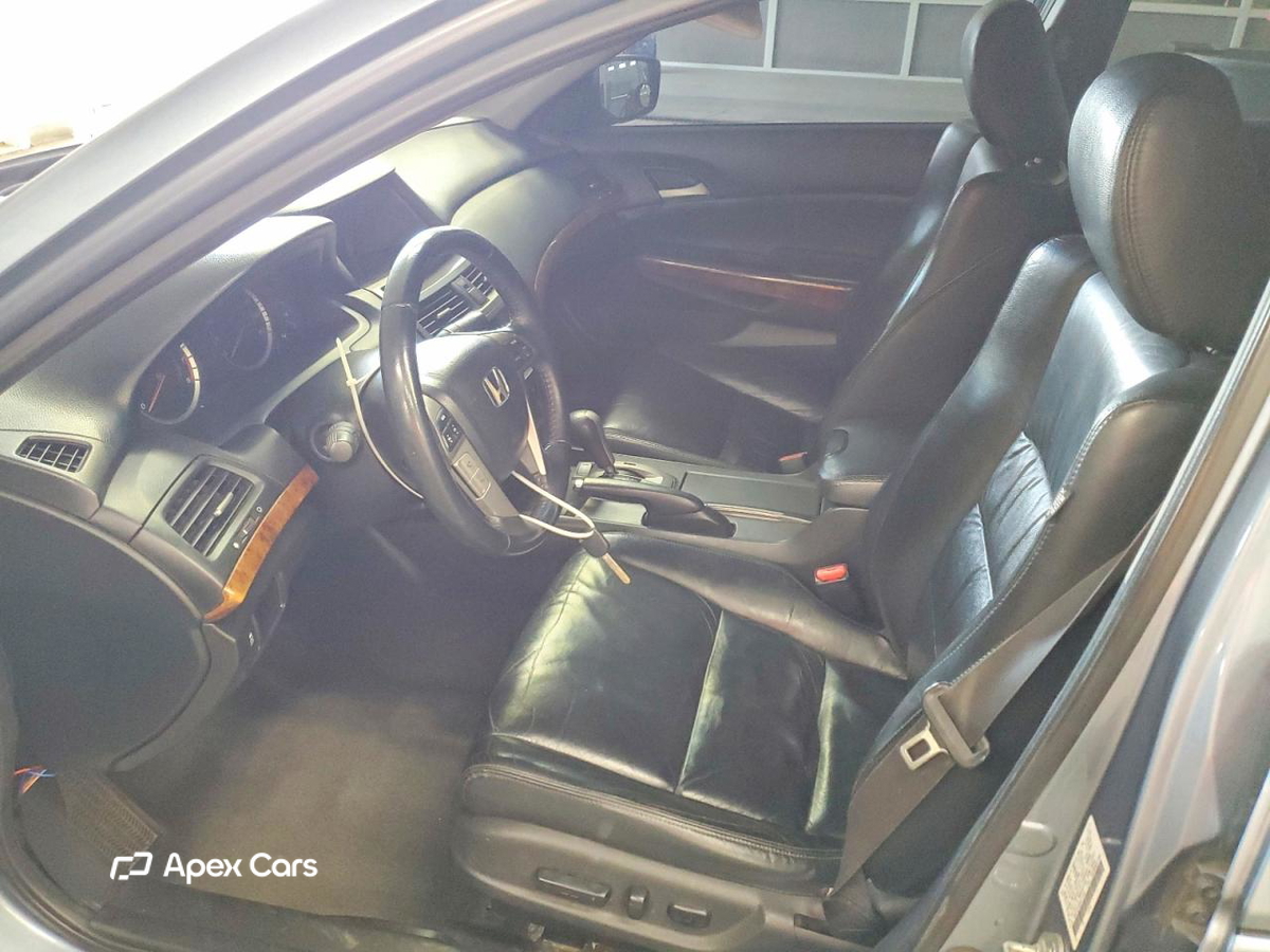 Honda Accord 2011