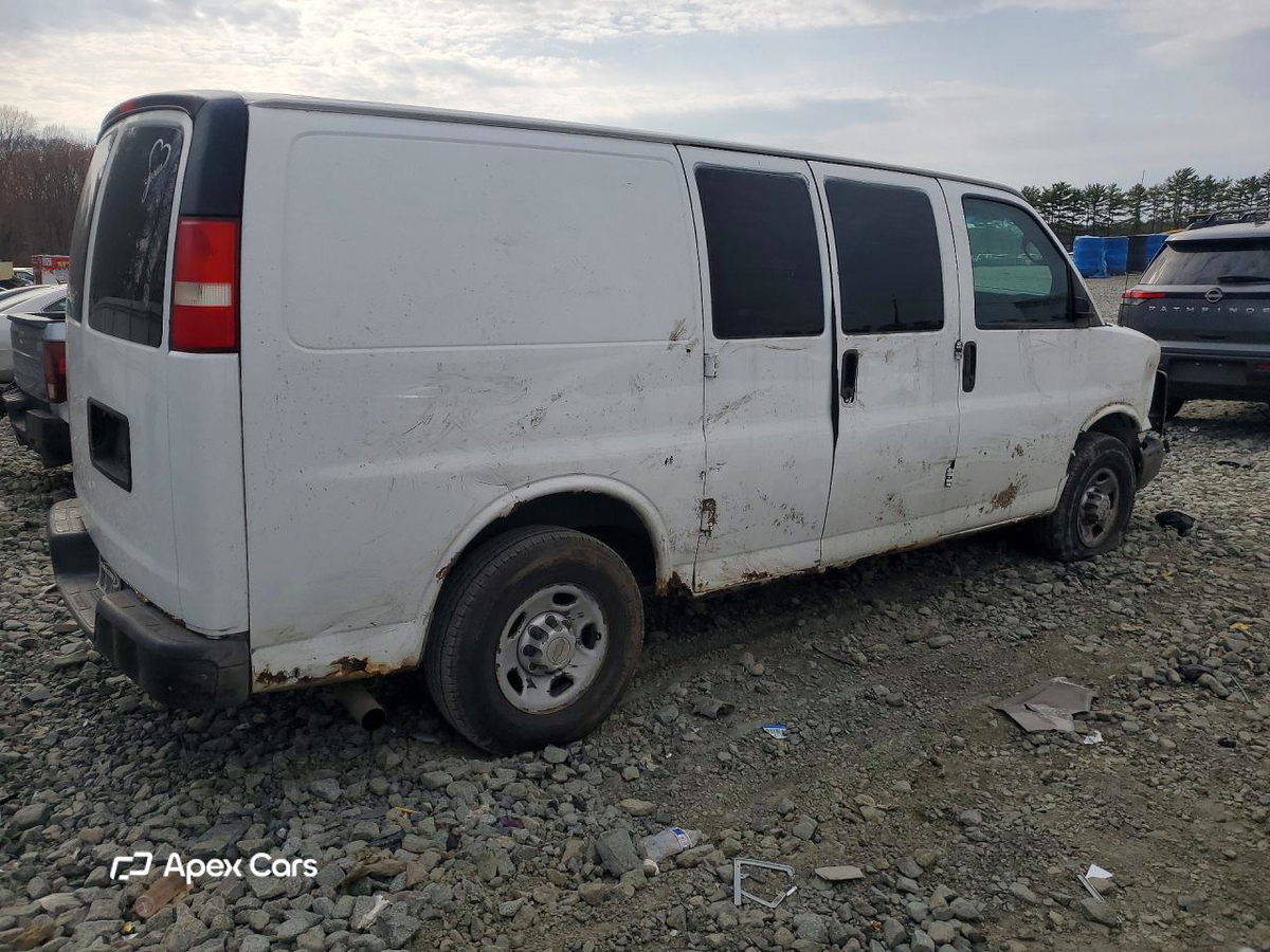 Chevrolet Express 2012