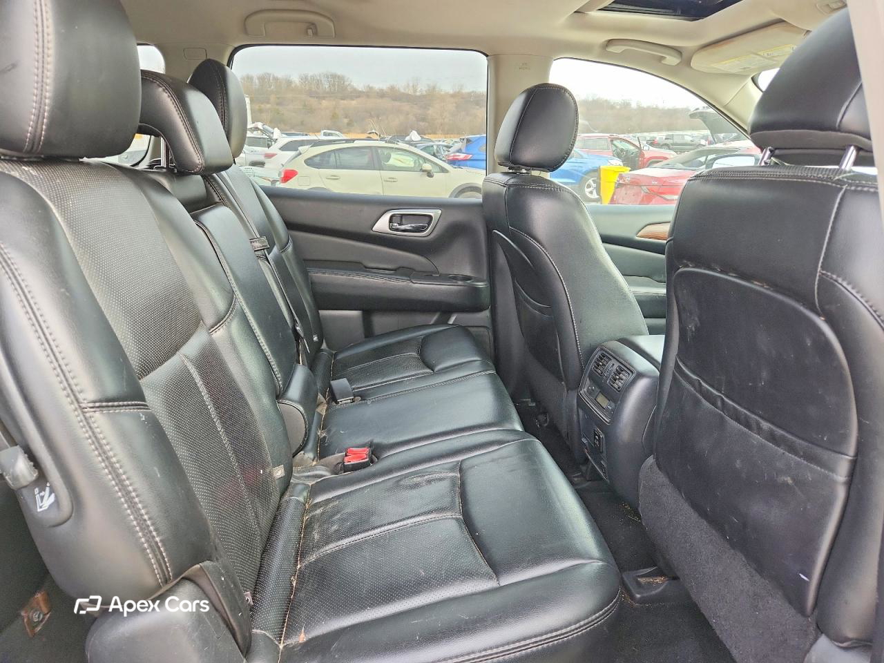 Nissan Pathfinder 2017