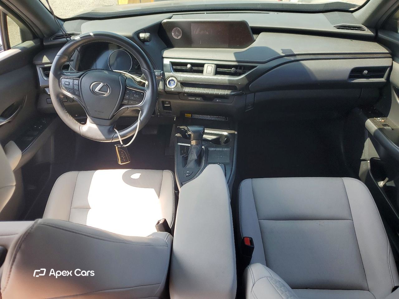 Lexus UX 2021