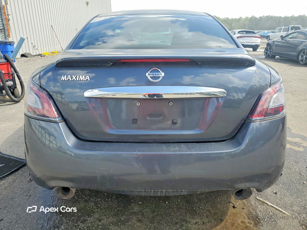 Nissan Maxima 2012