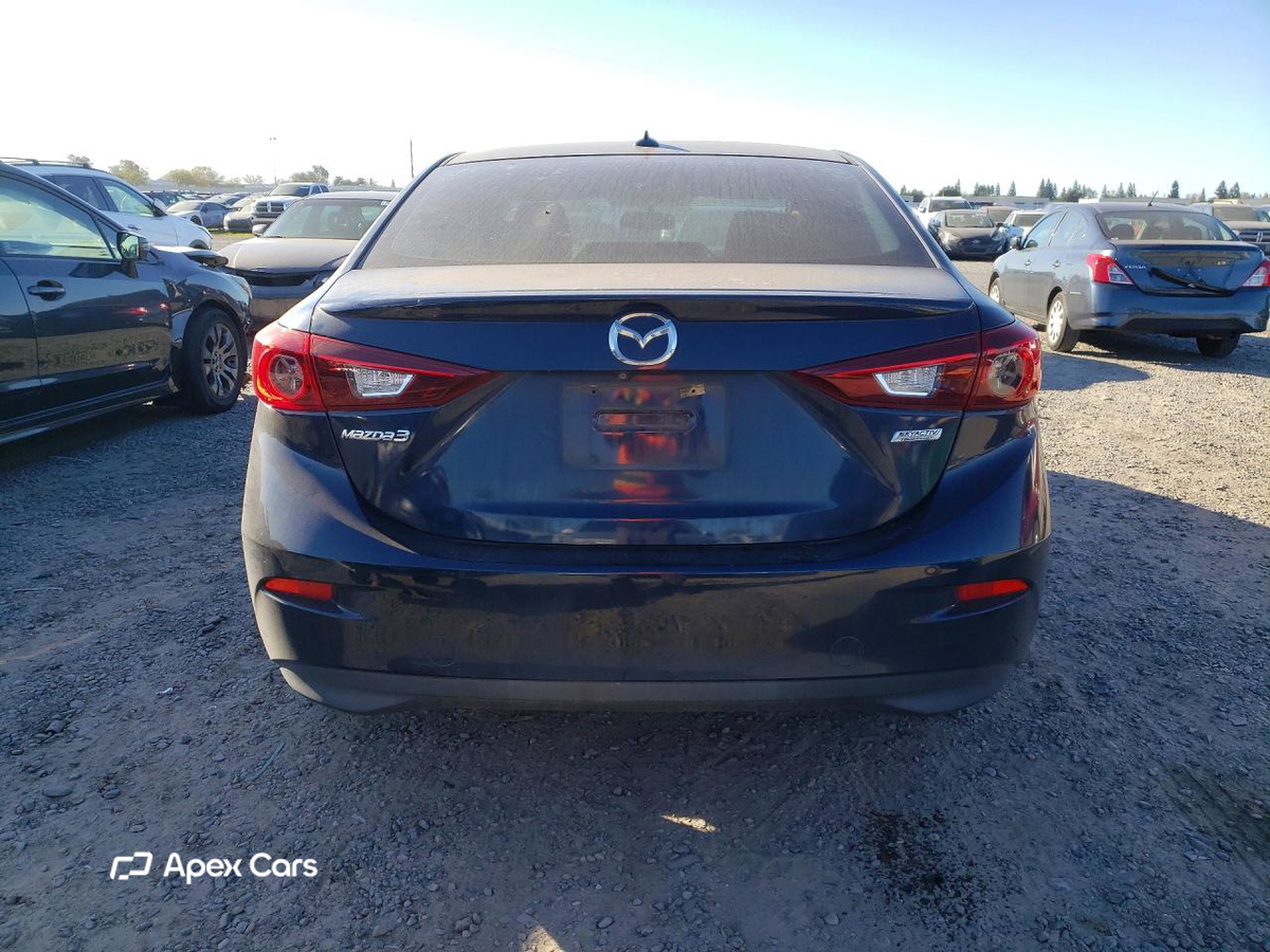 Mazda 3 2015