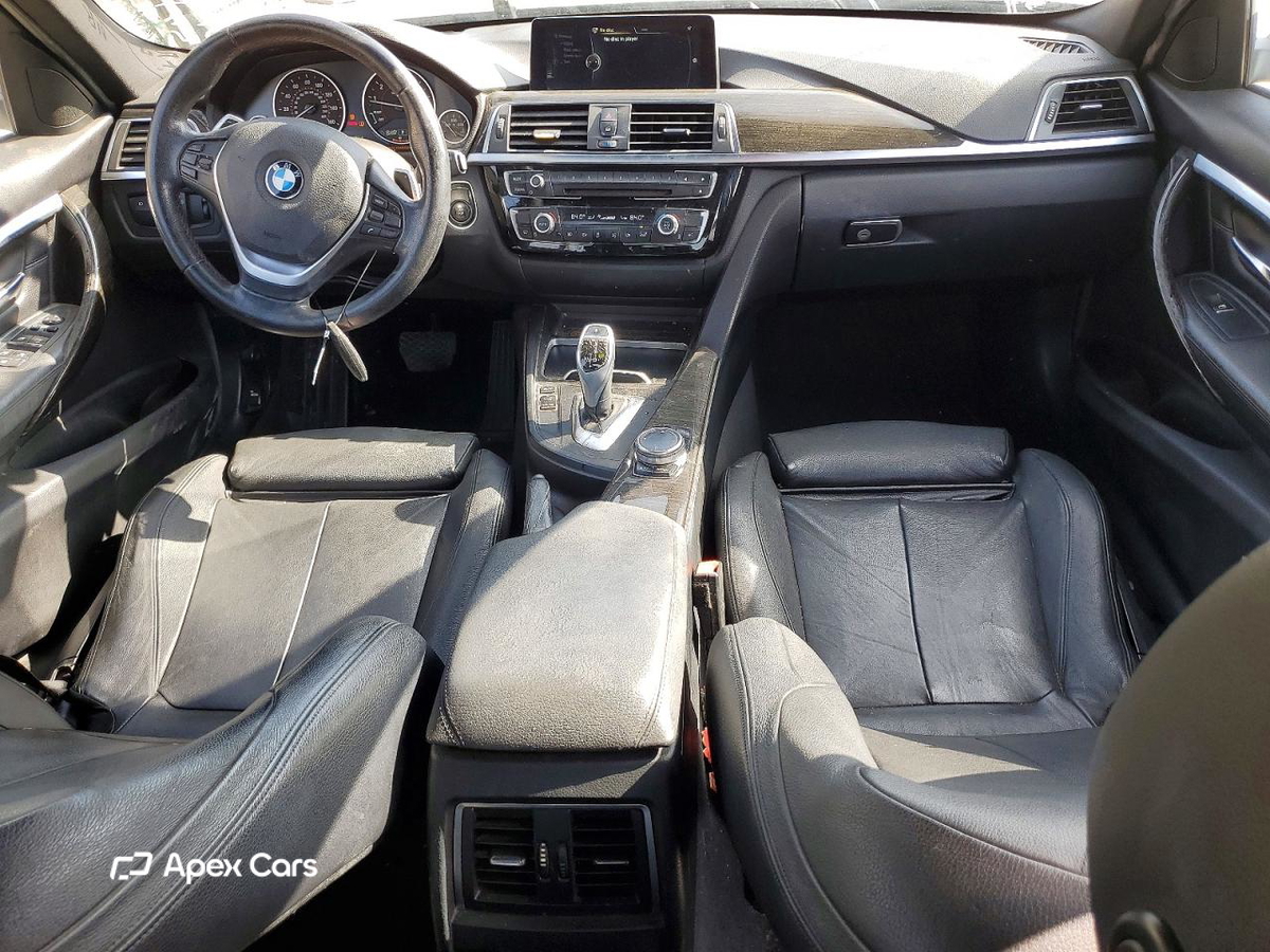 BMW Series 3 2016