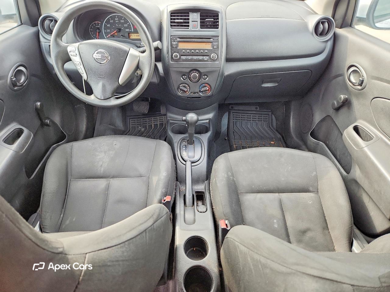 Nissan Versa 2016