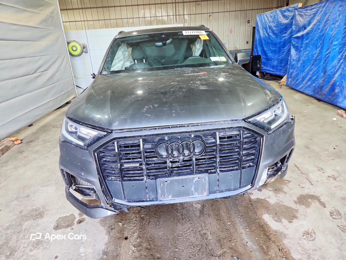 Audi Q7 2021