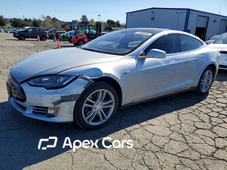 Tesla Model S 2013 - Image 1 of 12
