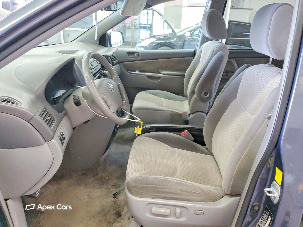 Toyota Sienna 2010