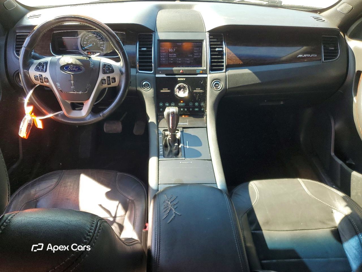 Ford Taurus 2013