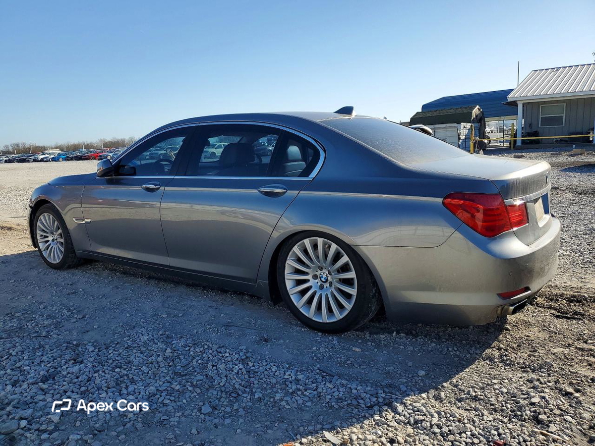 BMW Series 7 2012