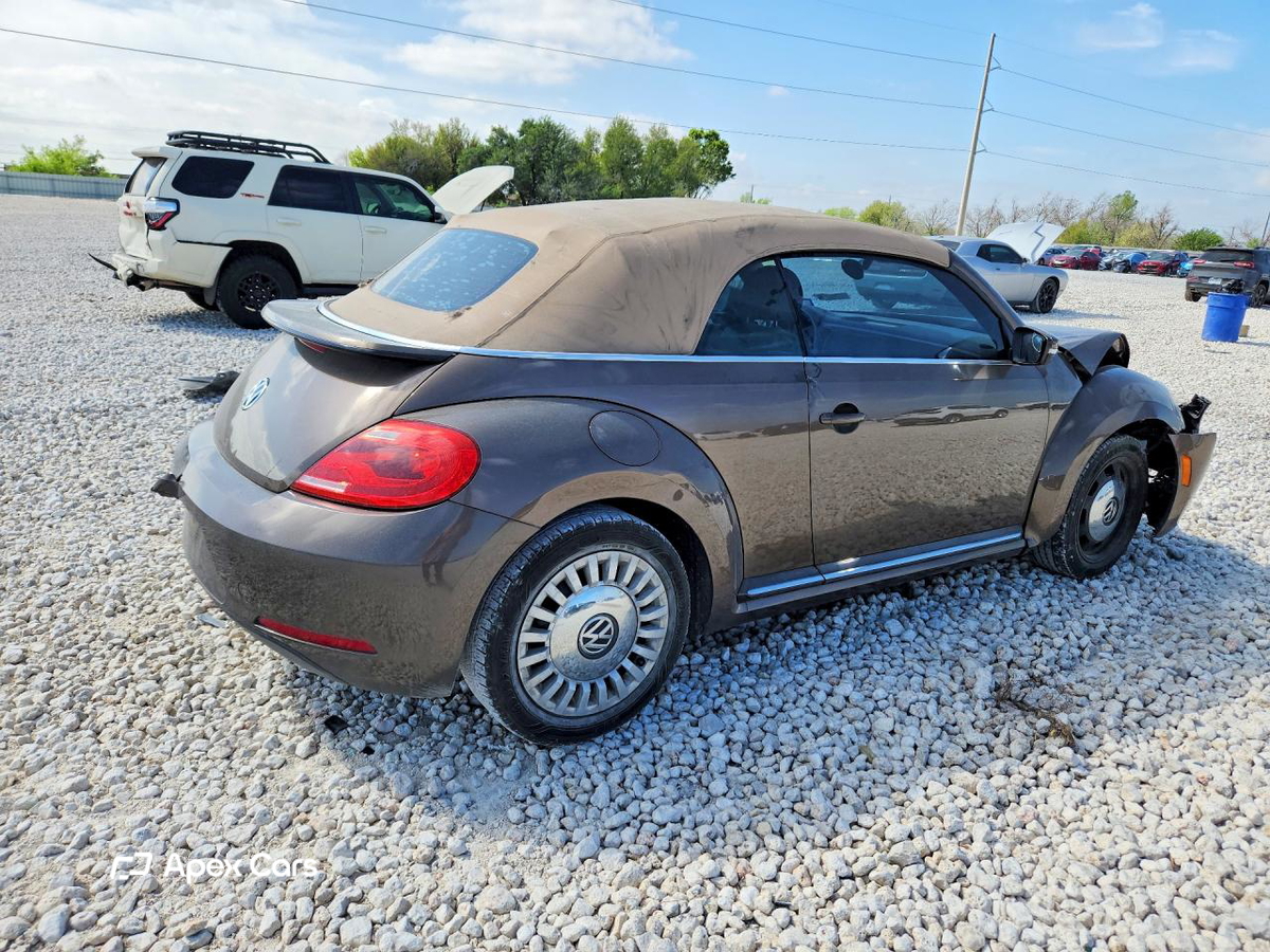 Volkswagen Beetle 2013