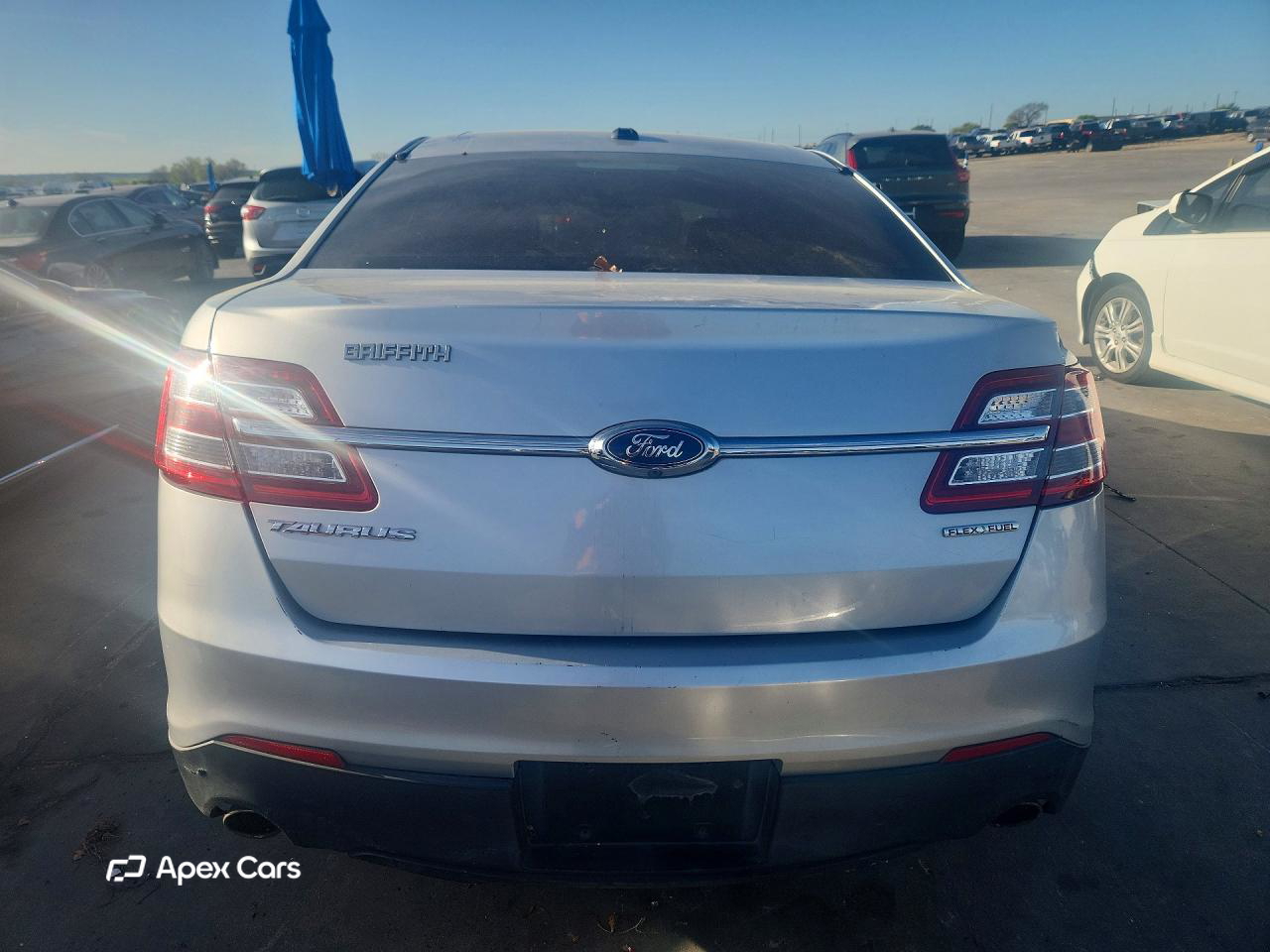 Ford Taurus 2015