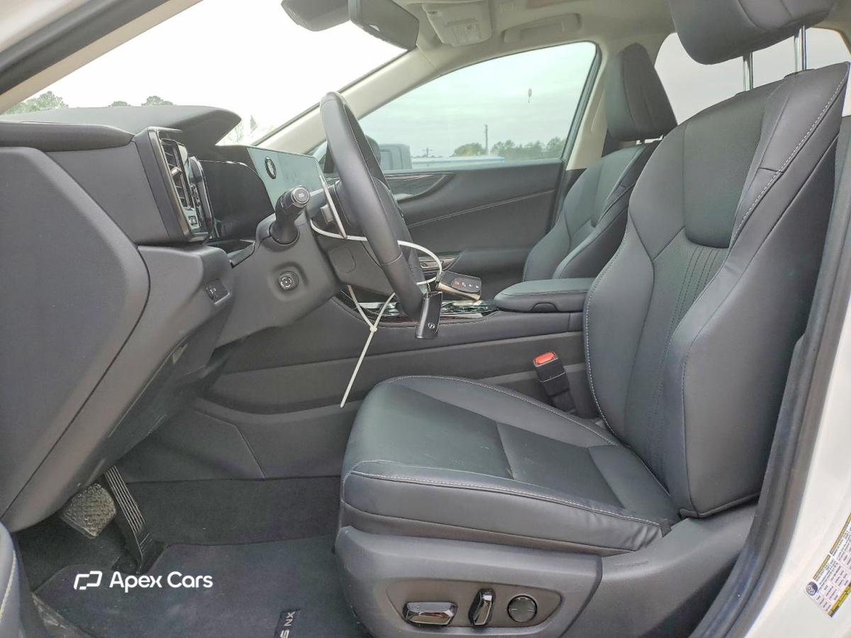 Lexus NX 2023