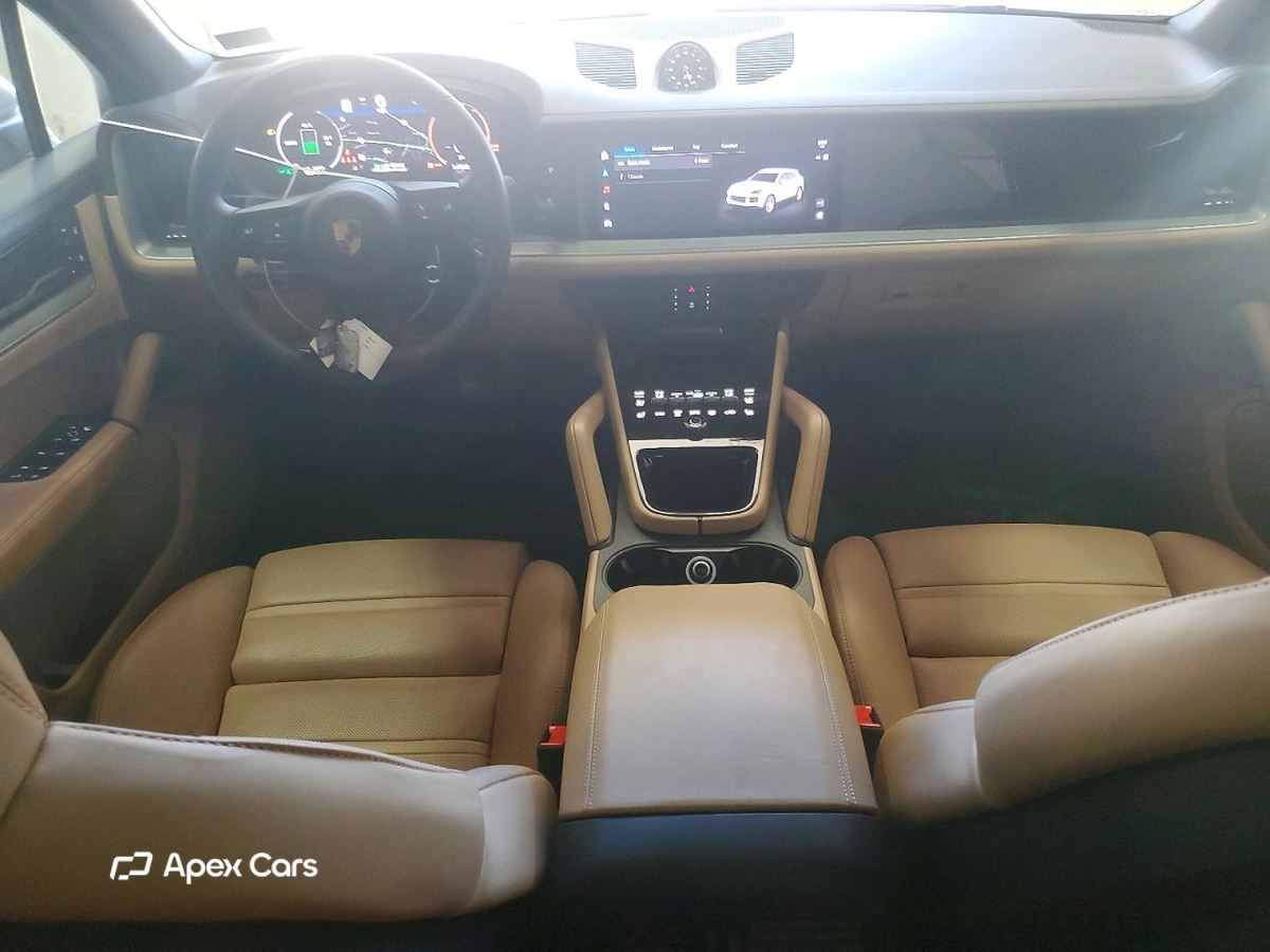 Porsche Cayenne 2025