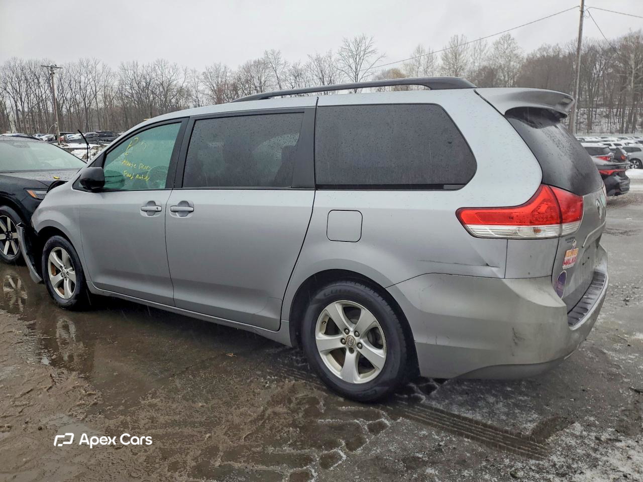 Toyota Sienna 2011