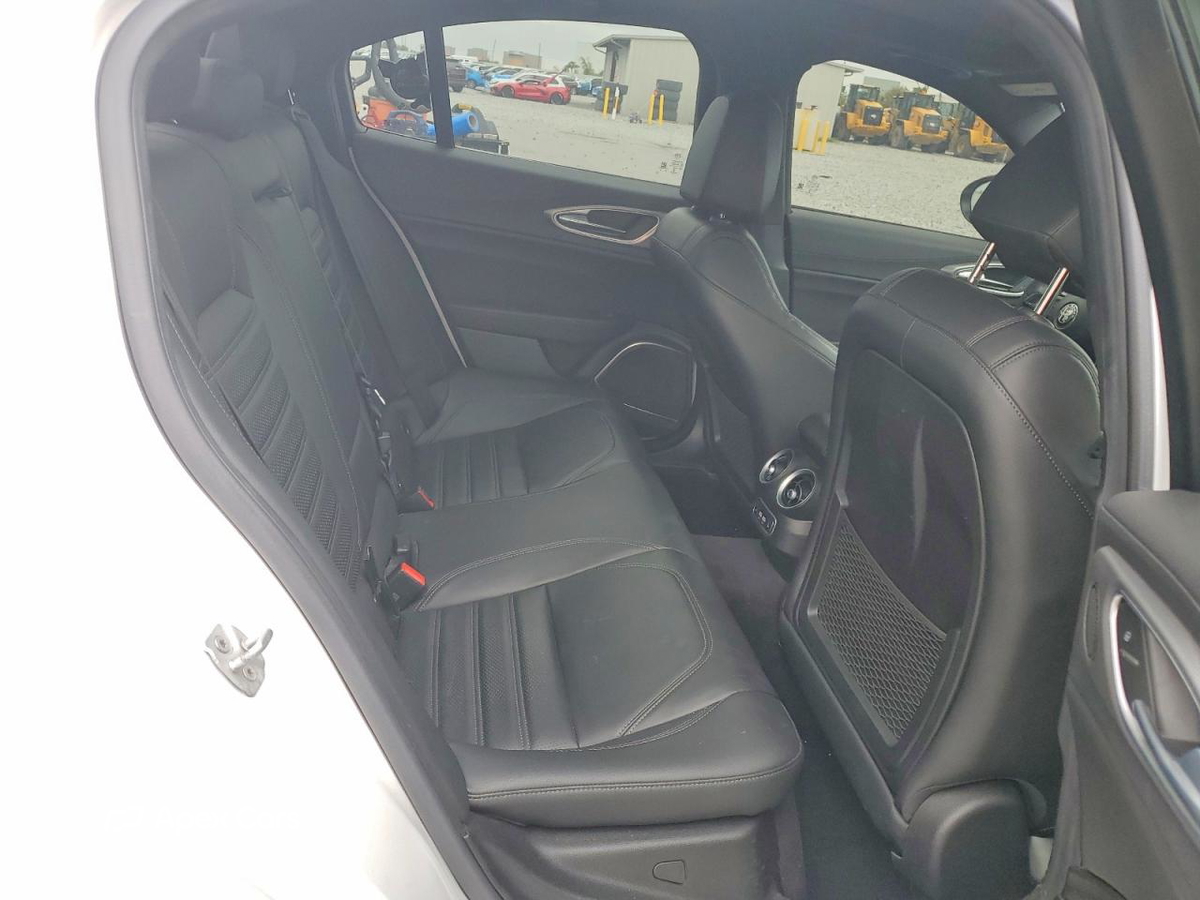 Alfa Romeo Giulia 2023