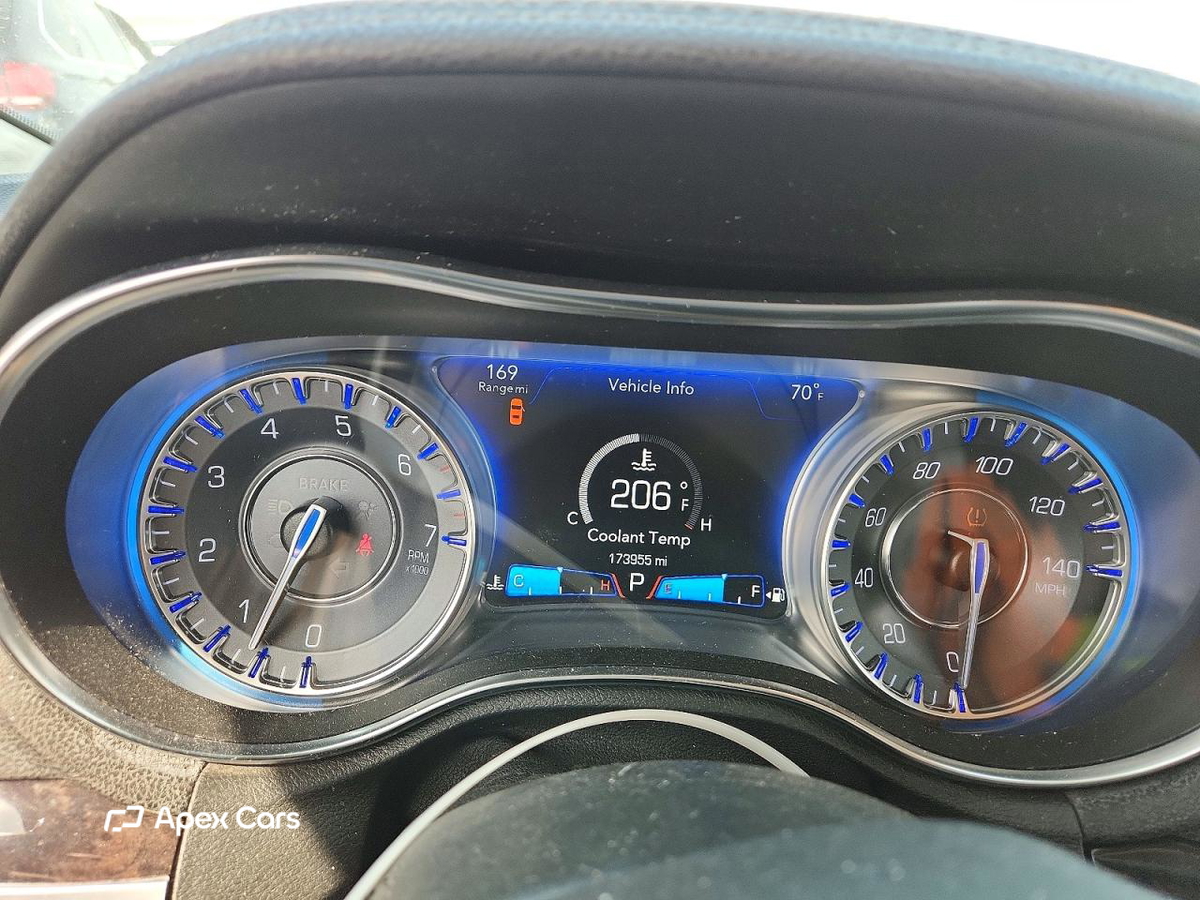 Chrysler 300 2017