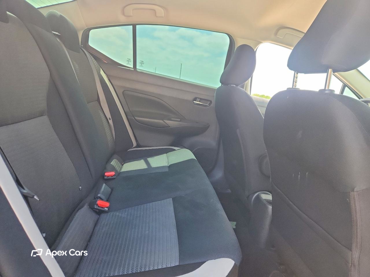 Nissan Versa 2020