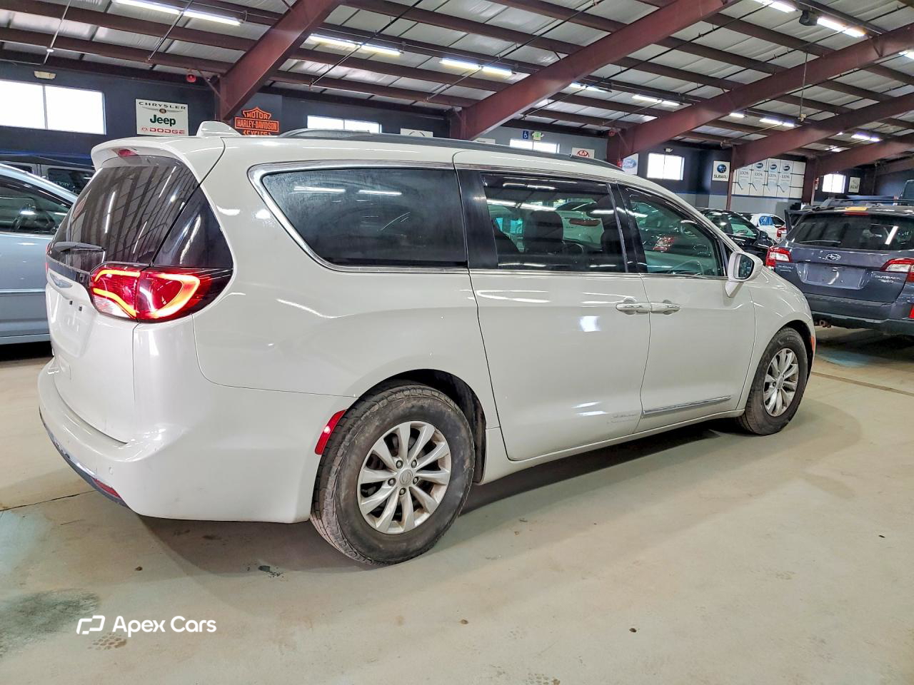 Chrysler Pacifica 2017