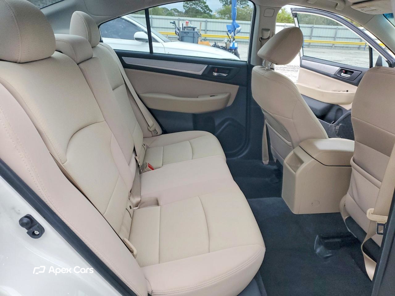 Subaru Legacy 2015