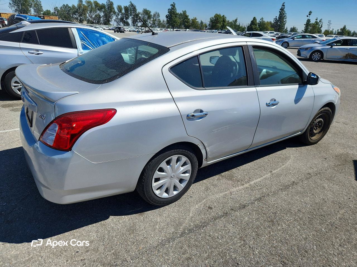 Nissan Versa 2017