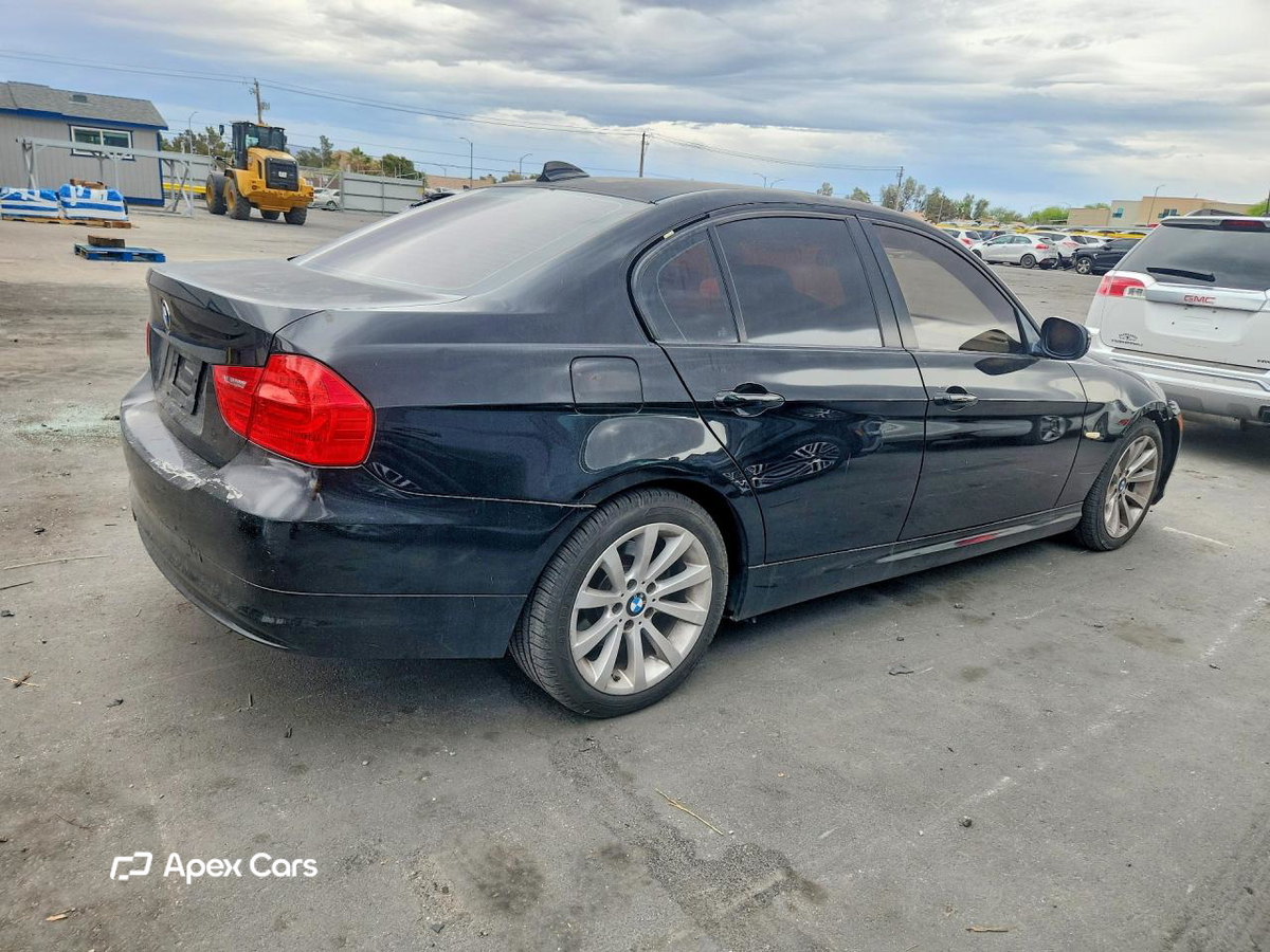 BMW Series 3 2011