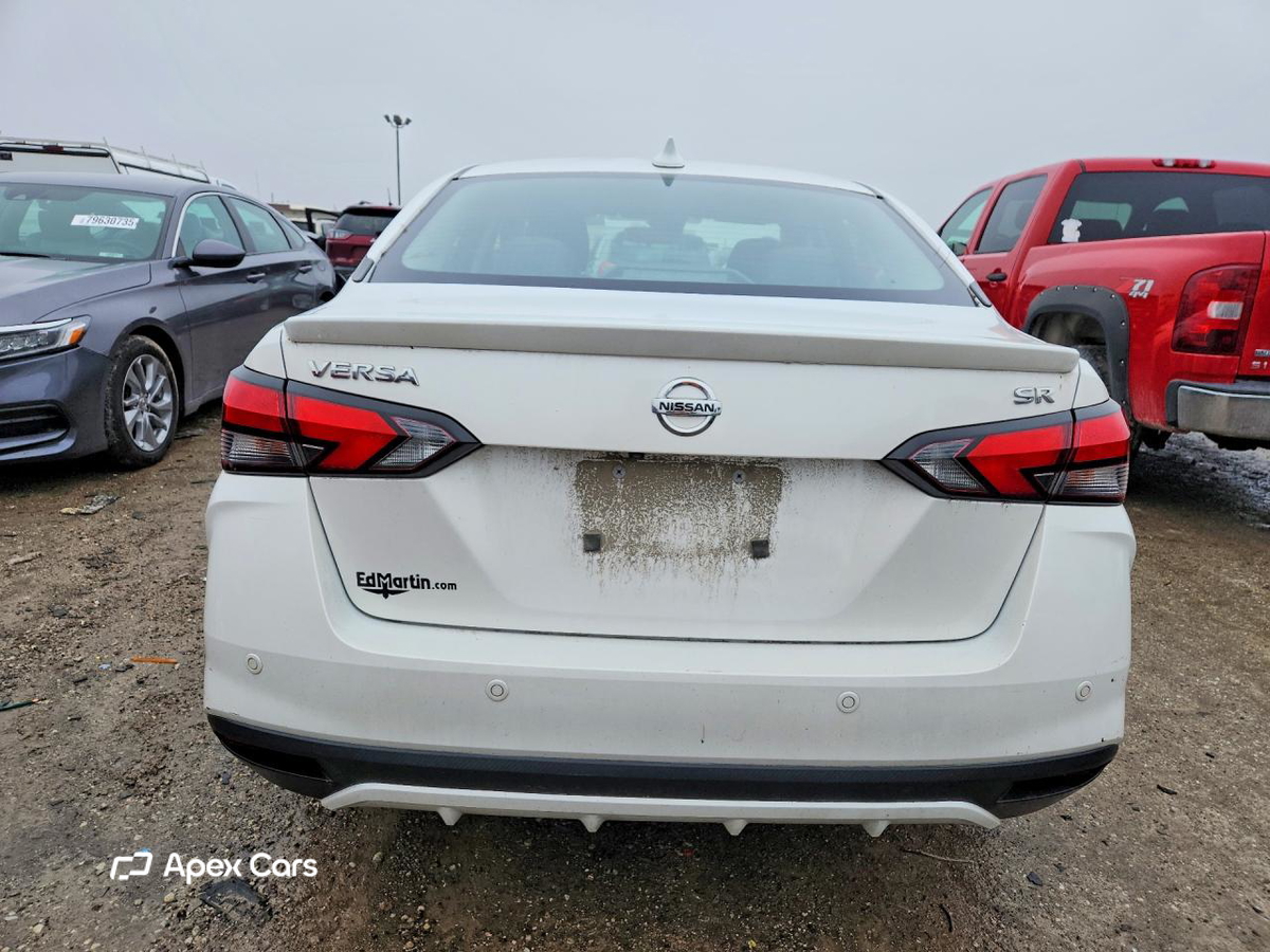 Nissan Versa 2020
