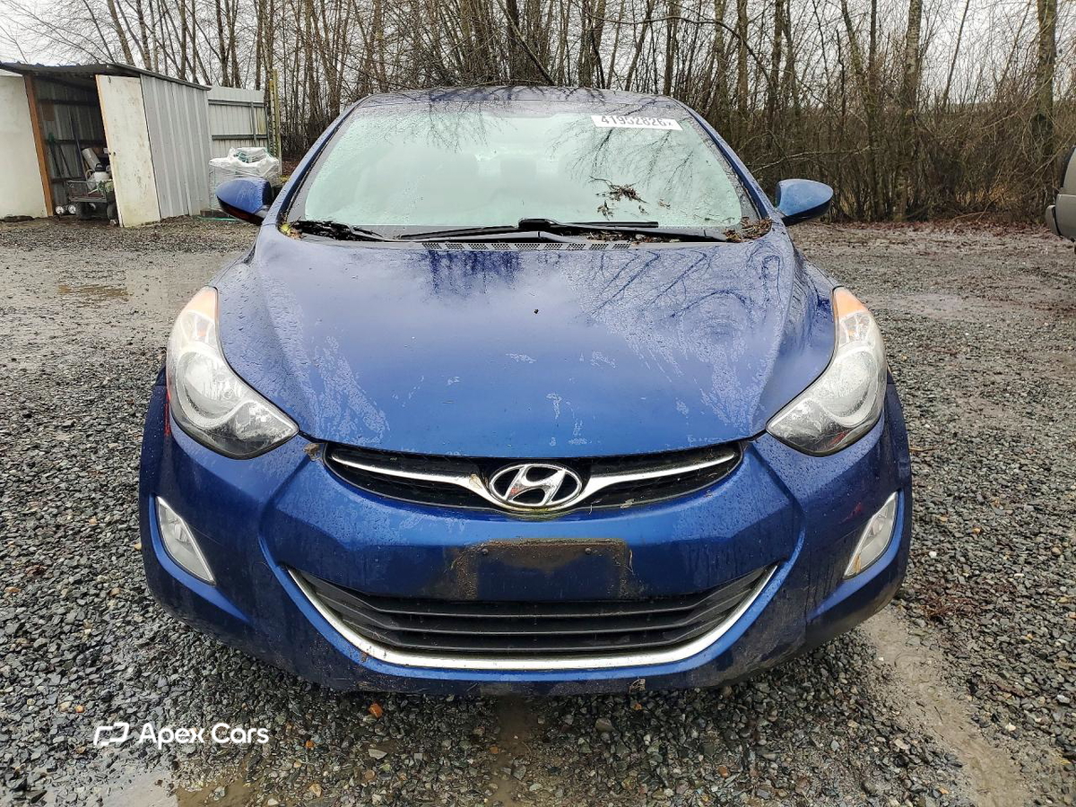Hyundai Elantra 2013