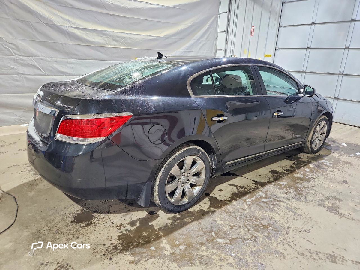 Buick LaCrosse 2011