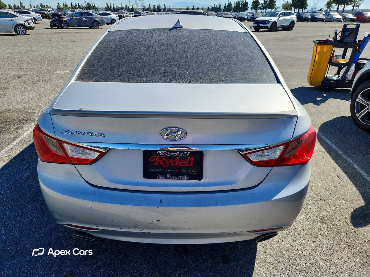 Hyundai Sonata 2013