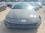 Hyundai Elantra 2025