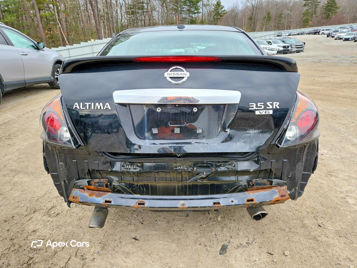 Nissan Altima 2011