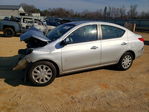 Nissan Versa 2012