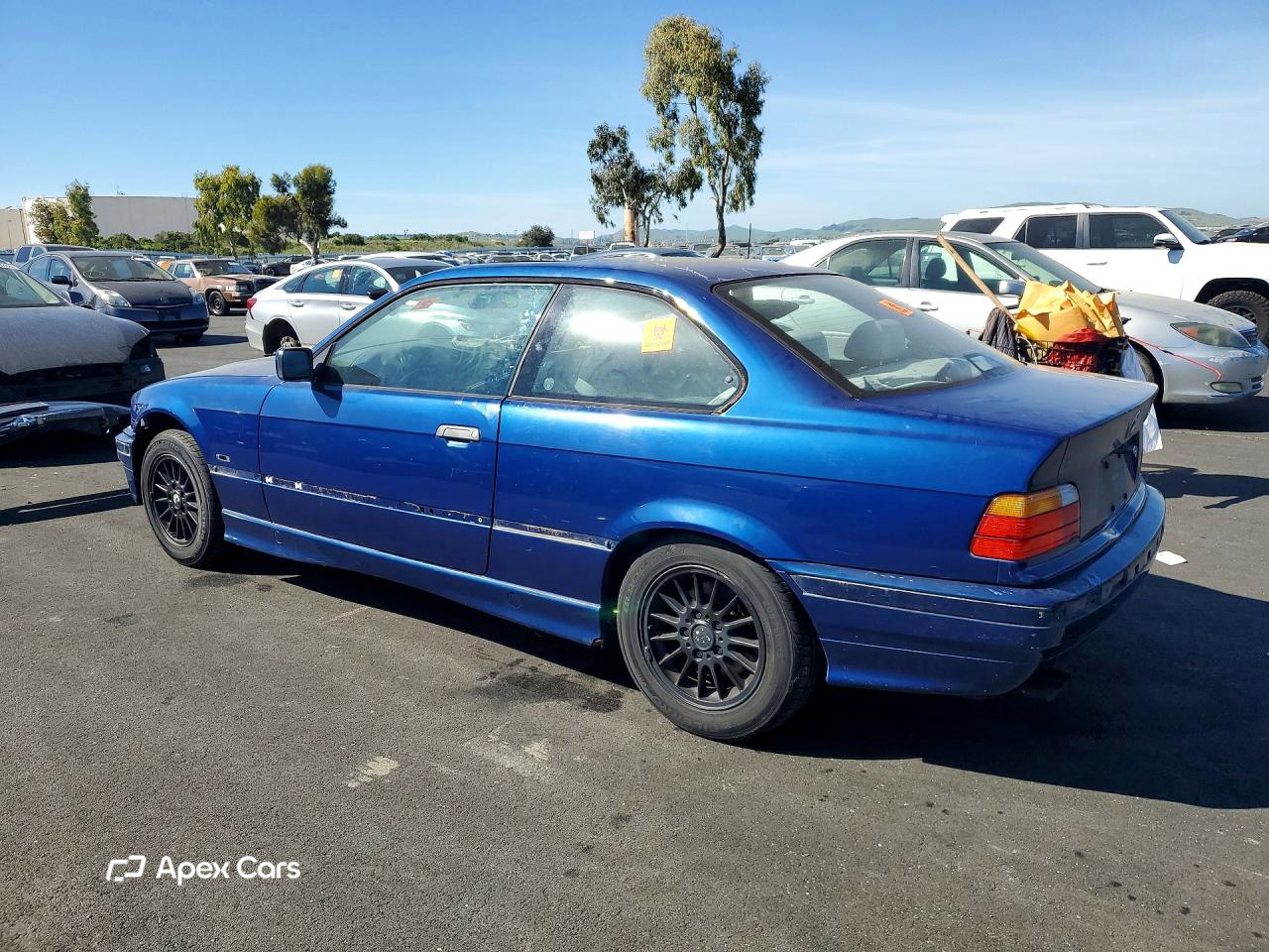 BMW Series 3 1999