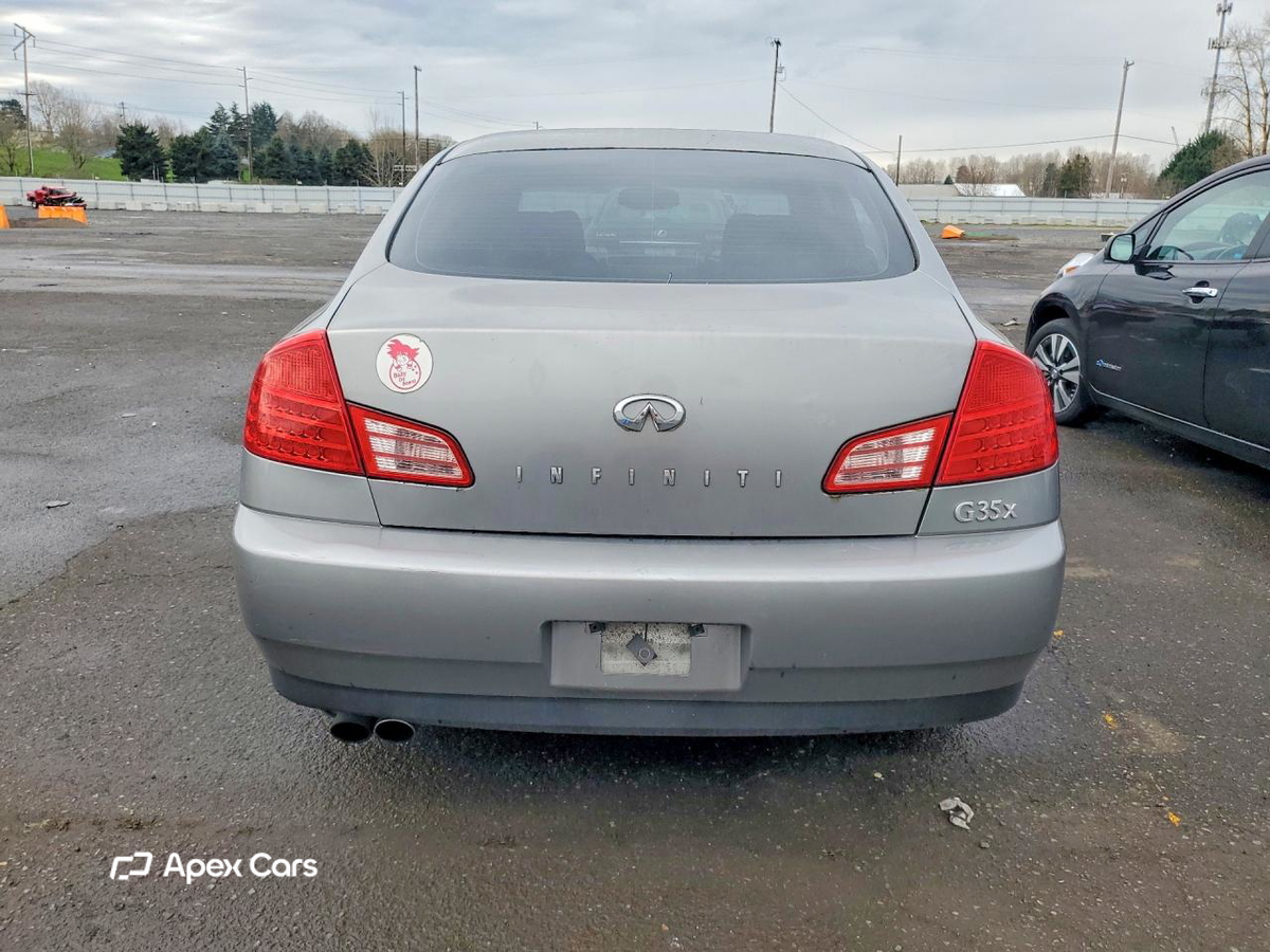 Infiniti G 2004