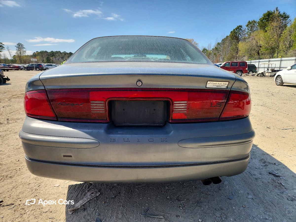 Buick Regal 2004