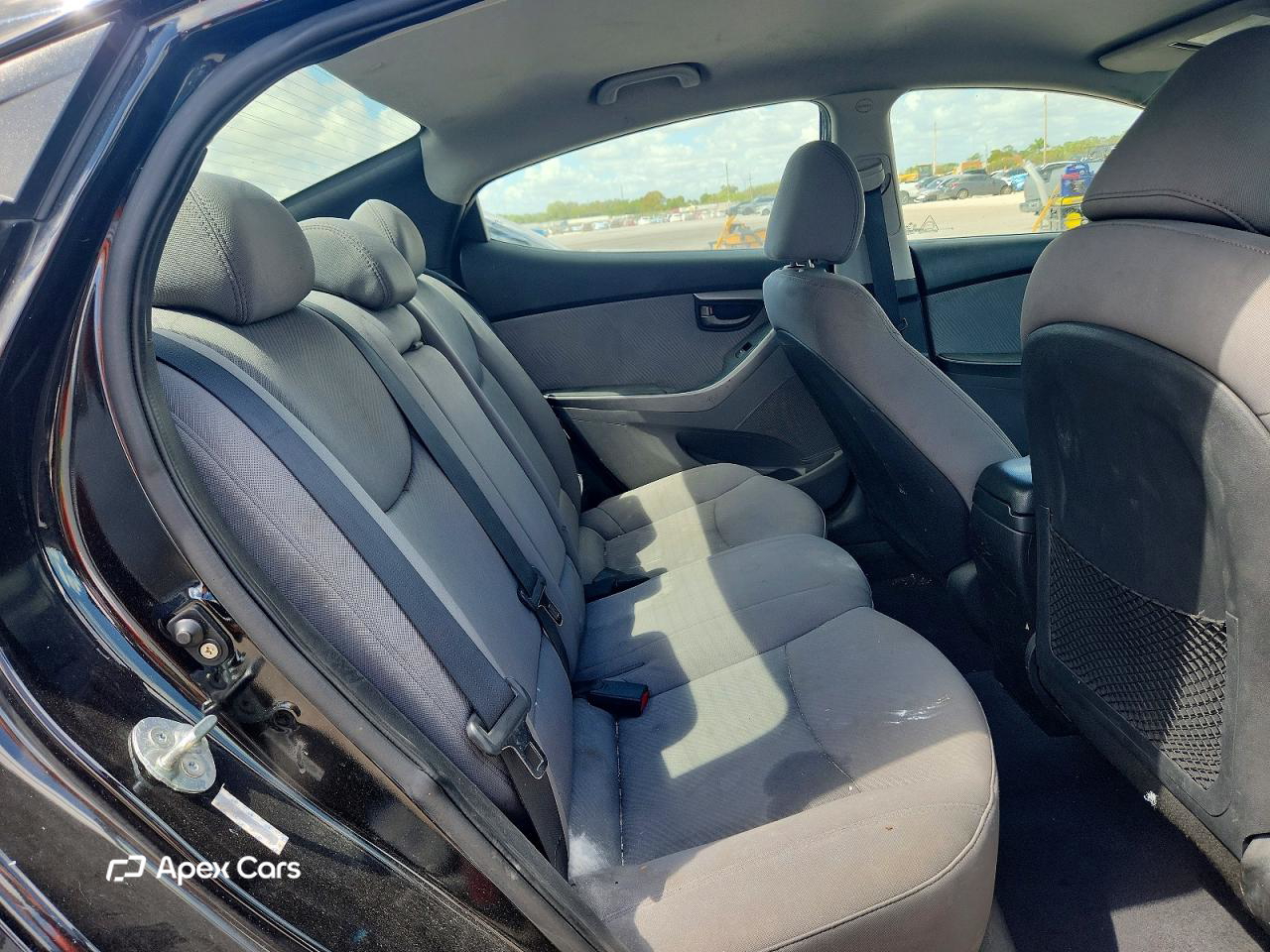 Hyundai Elantra 2011