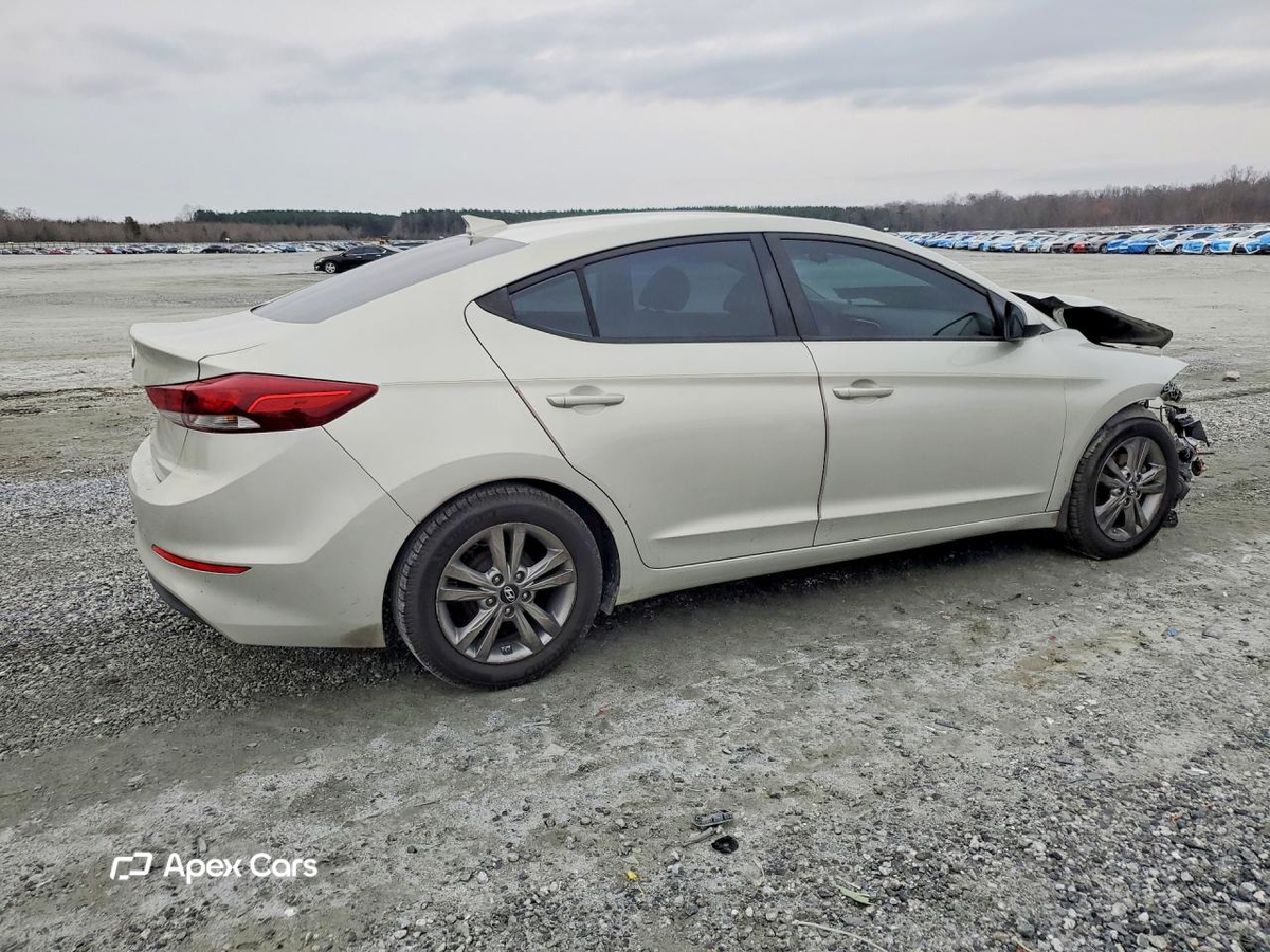 Hyundai Elantra 2017